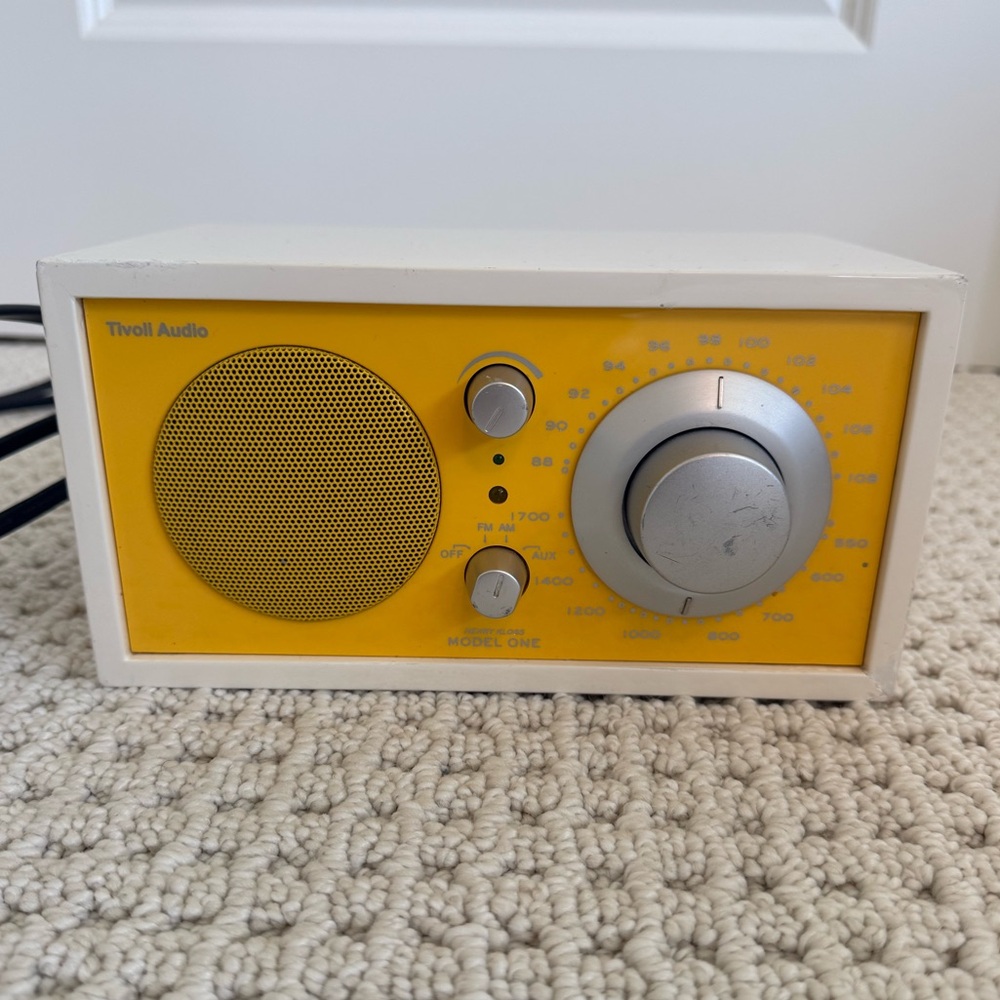 Tivoli Audio Model One AM/FM Radio Henry Kloss Frost White/ Yellow